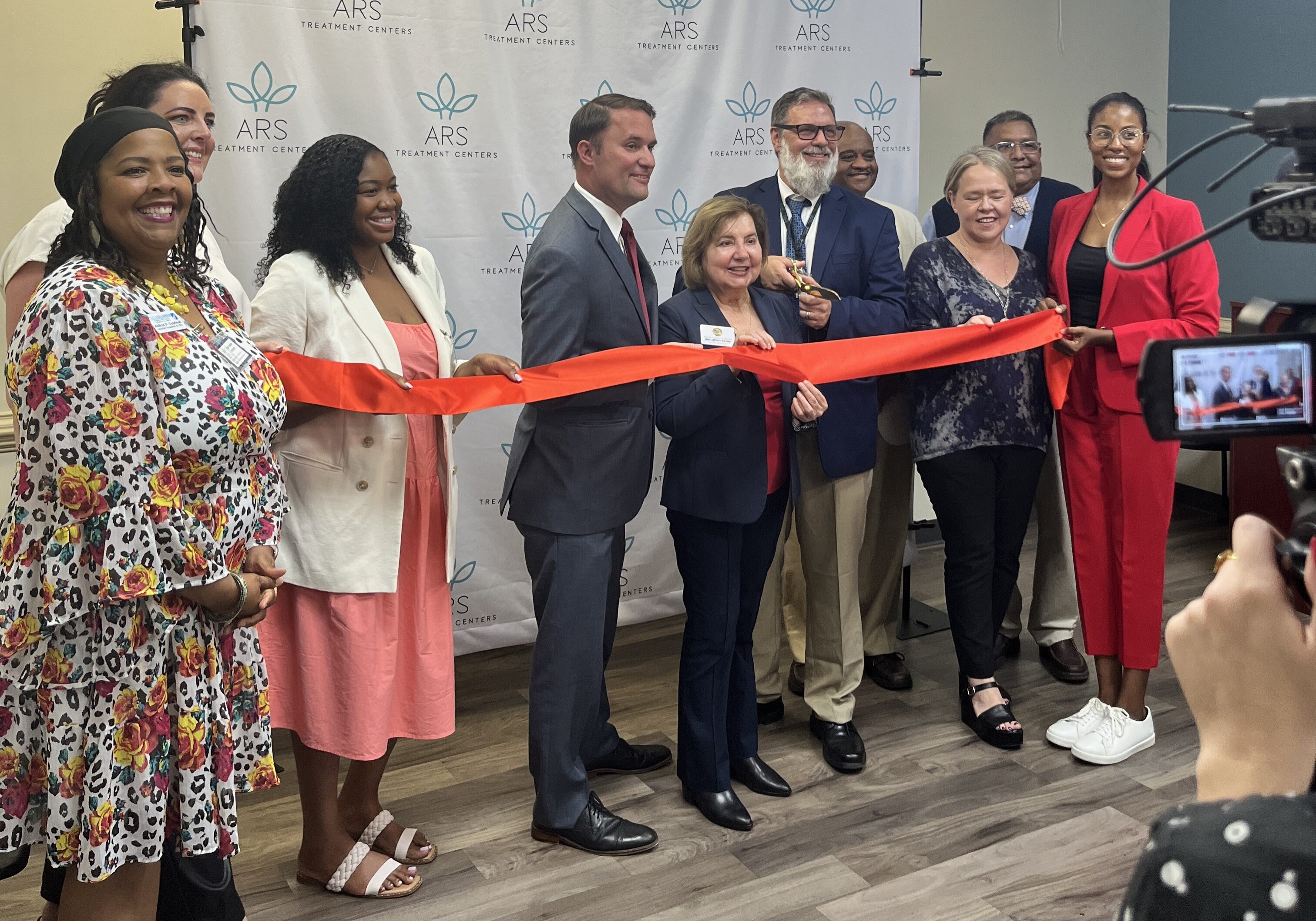 20240528_182300051_iOS