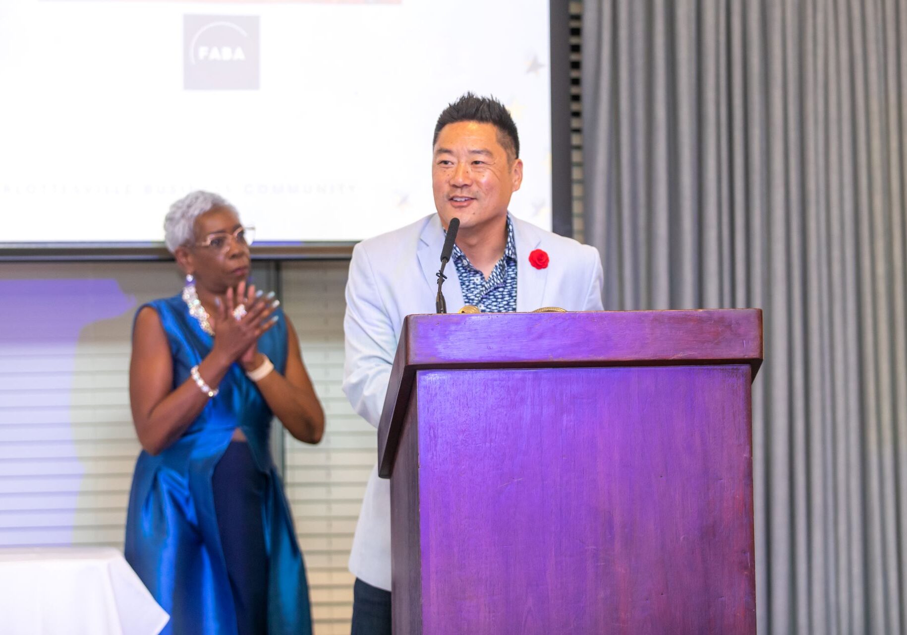 MBA10 Z web Zenas "Z" Choi accepts the MBA Vanguard Award